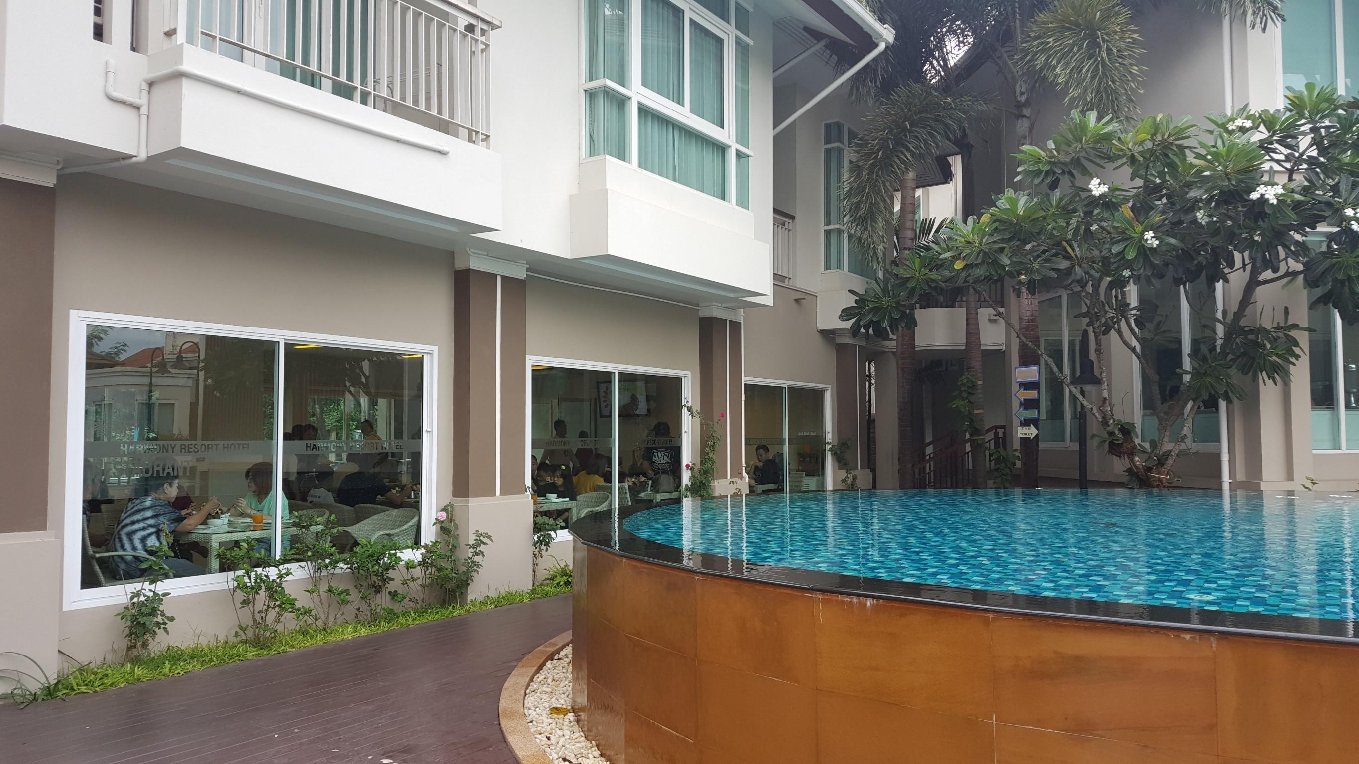 Harmony Resort Hotel Chiang Mai Exteriör bild